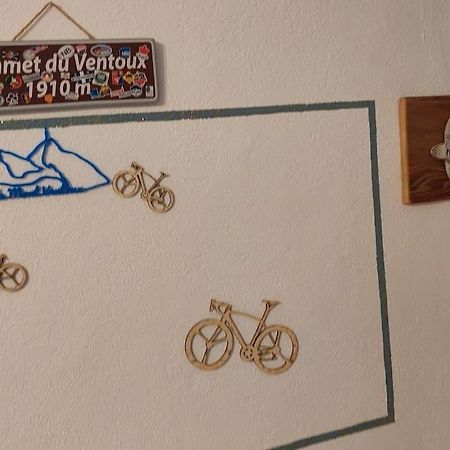 Вилла Mon Ventoux Modene Экстерьер фото